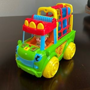 Dino safari car toy